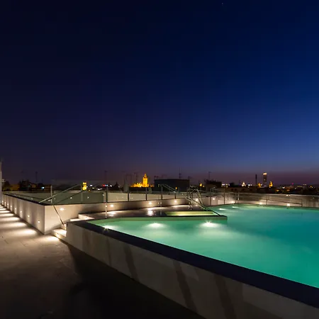 Hotel Macia Sevilla Kubb-3